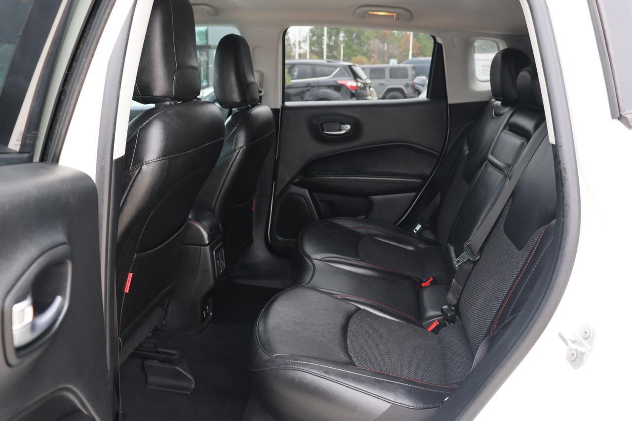 2019 JEEP COMPASS TRAILHAWK WHITE at G Motors