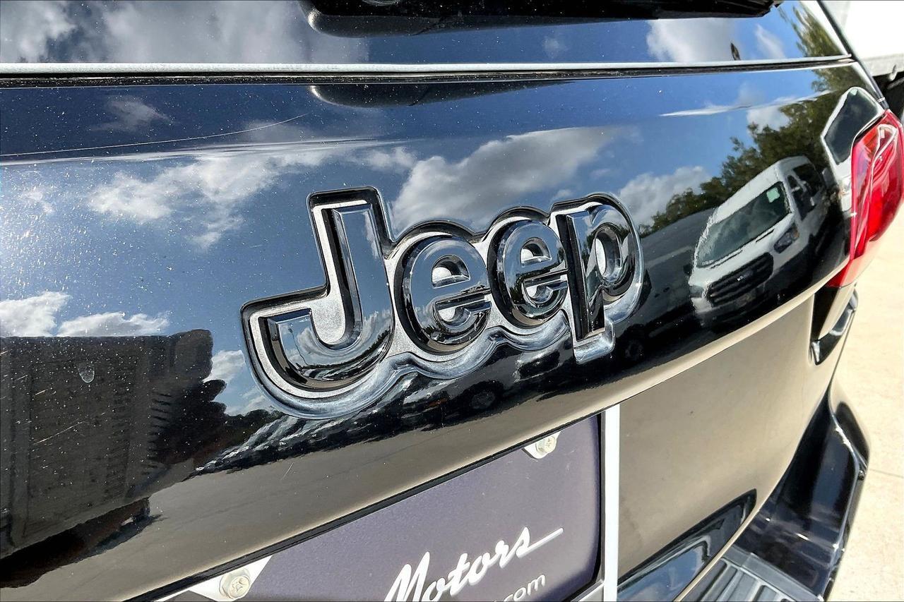 2019 JEEP GRAND CHEROKEE LAREDO Houston TX