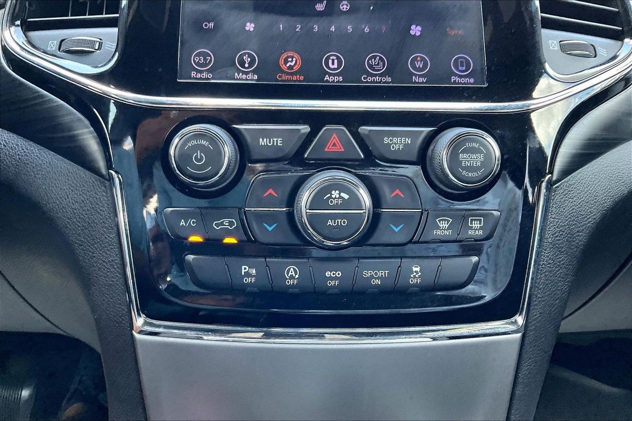 2019 JEEP GRAND CHEROKEE LAREDO Houston TX