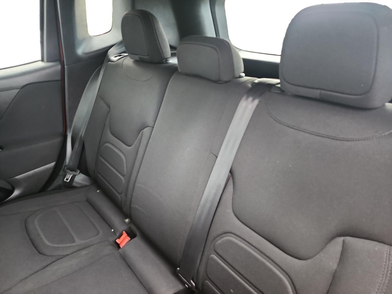 2019 JEEP RENEGADE LATITUDE Latitude Kansas City MO