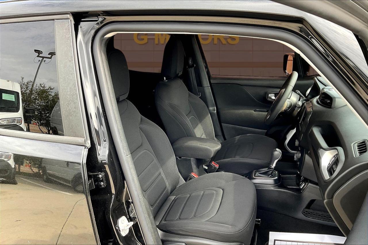 2019 JEEP RENEGADE LATITUDE Houston TX