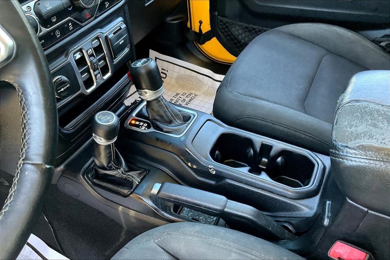 2019 JEEP WRANGLER UNLIMI SAHARA Houston TX