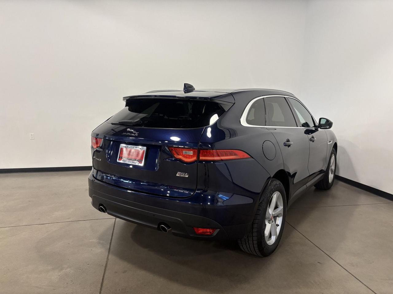 2019 Jaguar F-PACE 25t Premium Parker CO