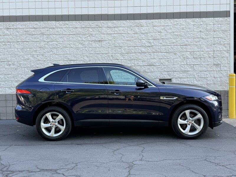 2019 Jaguar F-PACE 25t Premium Willow Grove PA