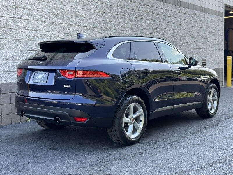 2019 Jaguar F-PACE 25t Premium Willow Grove PA