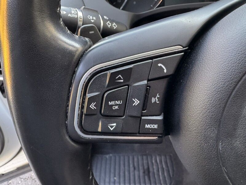 2019 Jaguar F-PACE 25t Premium Willow Grove PA