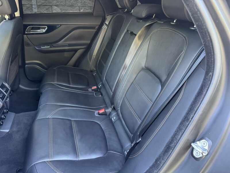 2019 Jaguar F-PACE 25t Prestige Willow Grove PA