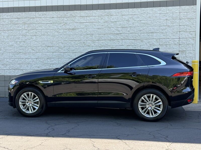 2019 Jaguar F-PACE 25t Prestige Willow Grove PA