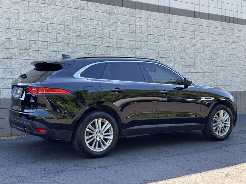 2019 Jaguar F-PACE 25t Prestige Willow Grove PA