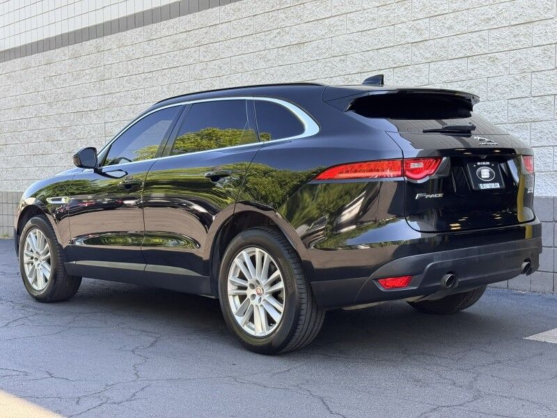 2019 Jaguar F-PACE 25t Prestige Willow Grove PA