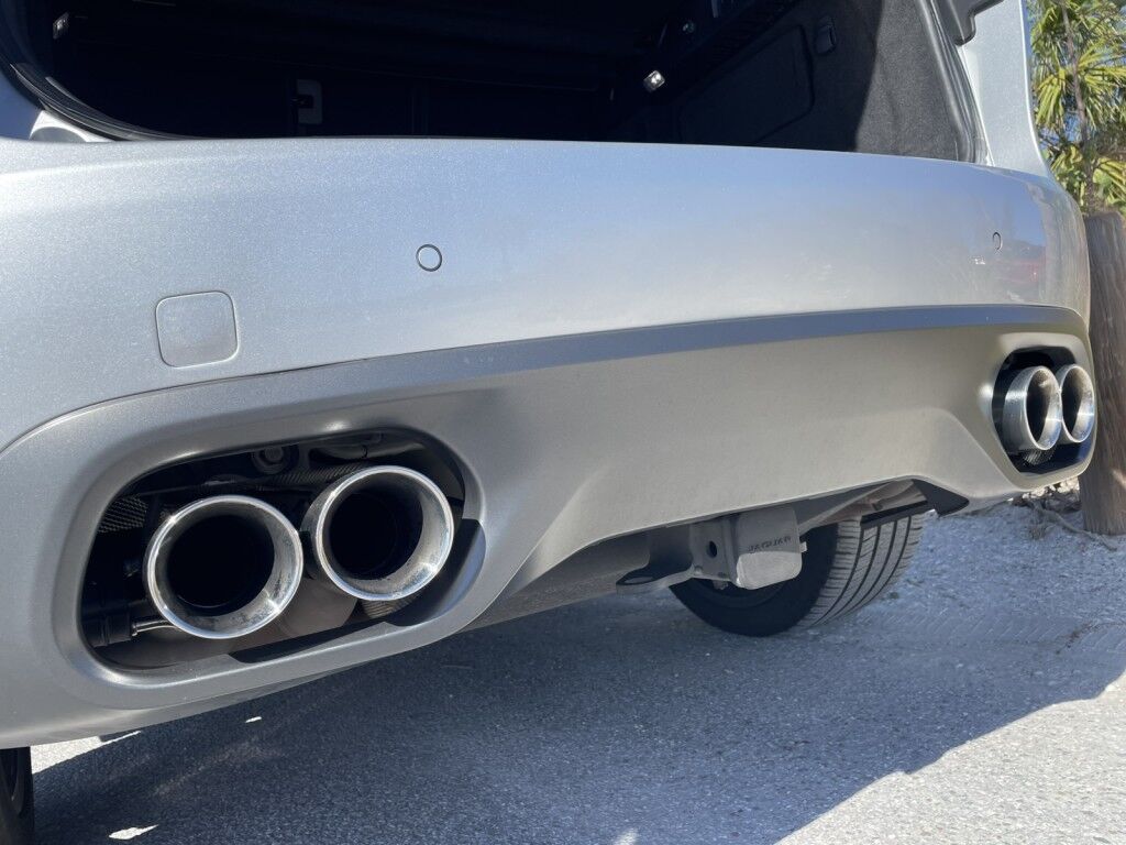 2019 Jaguar F-PACE SVR~SUPERCHARGED V8~CRUISE CONTROL~BLIND SPOT WARNING~CAMERA SYSTEM~COOLED SEATS~DRIVER CONNECT PACKAGE~LEATHER SEATS~PANOMARIC MOONROOF / SUNROOF~PARKING SENSORS~POWER SEATS~PREMIUM SOUND SYSTEM~TRAILER WIRING Sarasota FL