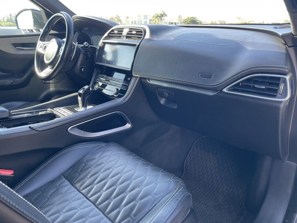 2019 Jaguar F-PACE SVR~SUPERCHARGED V8~CRUISE CONTROL~BLIND SPOT WARNING~CAMERA SYSTEM~COOLED SEATS~DRIVER CONNECT PACKAGE~LEATHER SEATS~PANOMARIC MOONROOF / SUNROOF~PARKING SENSORS~POWER SEATS~PREMIUM SOUND SYSTEM~TRAILER WIRING Sarasota FL