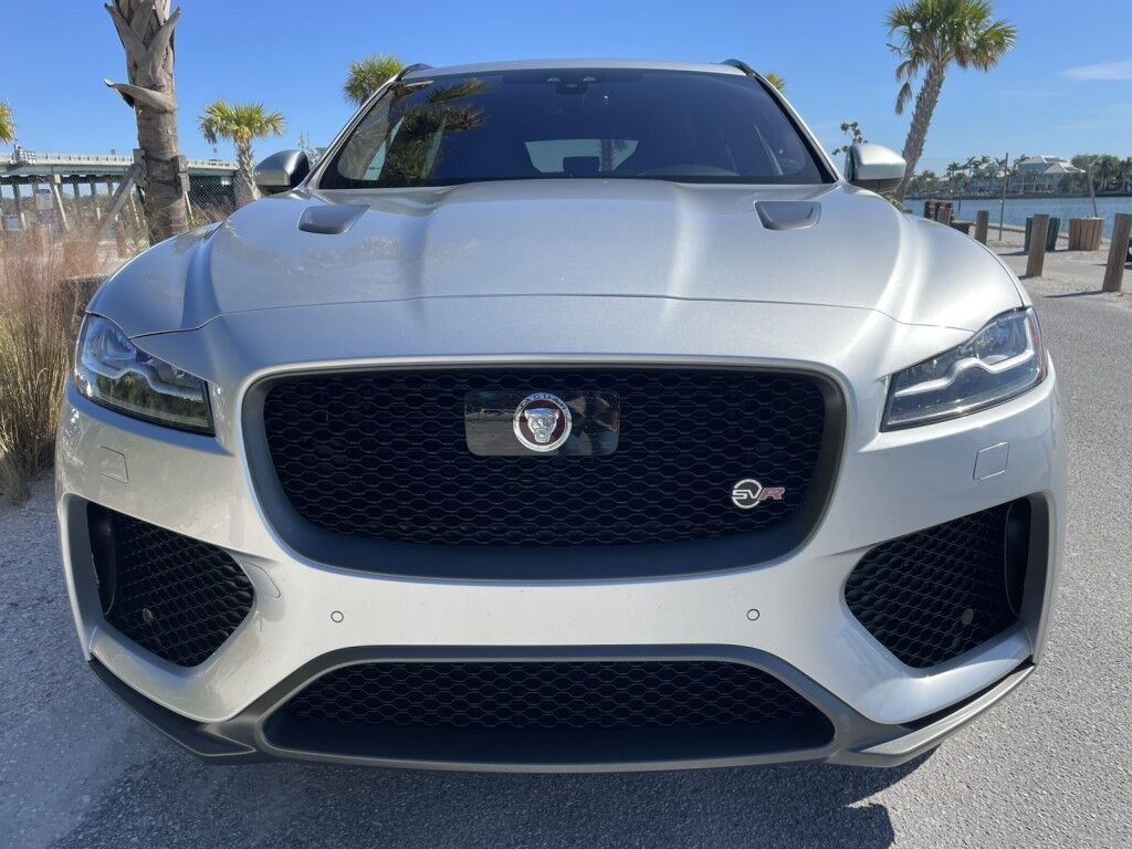 2019 Jaguar F-PACE SVR~SUPERCHARGED V8~CRUISE CONTROL~BLIND SPOT WARNING~CAMERA SYSTEM~COOLED SEATS~DRIVER CONNECT PACKAGE~LEATHER SEATS~PANOMARIC MOONROOF / SUNROOF~PARKING SENSORS~POWER SEATS~PREMIUM SOUND SYSTEM~TRAILER WIRING Sarasota FL