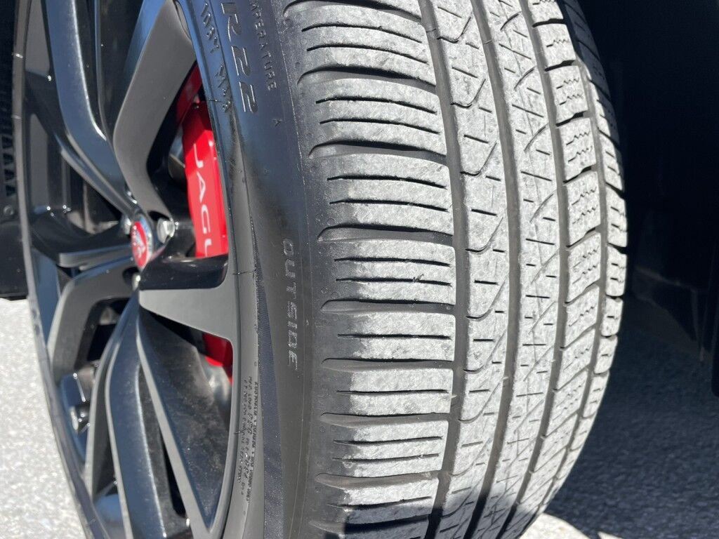 2019 Jaguar F-PACE SVR~SUPERCHARGED V8~CRUISE CONTROL~BLIND SPOT WARNING~CAMERA SYSTEM~COOLED SEATS~DRIVER CONNECT PACKAGE~LEATHER SEATS~PANOMARIC MOONROOF / SUNROOF~PARKING SENSORS~POWER SEATS~PREMIUM SOUND SYSTEM~TRAILER WIRING Sarasota FL