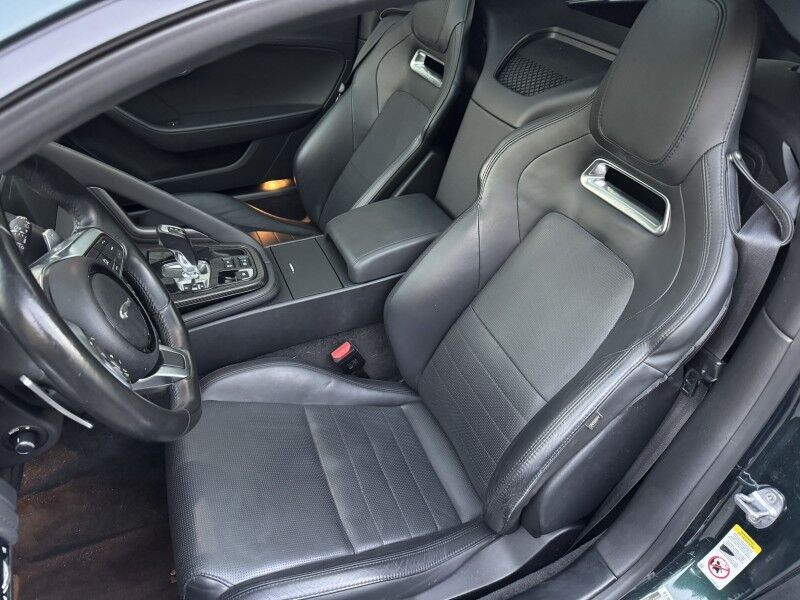 2019 Jaguar F-TYPE P300 Willow Grove PA