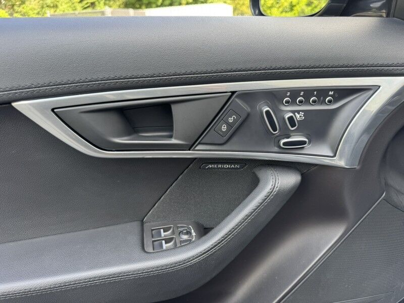 2019 Jaguar F-TYPE P300 Willow Grove PA
