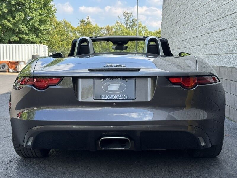 2019 Jaguar F-TYPE P300 Willow Grove PA
