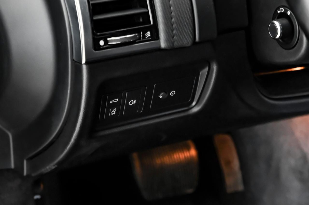 2019 Jaguar F-TYPE P340 EMERGENCY BRAKING LANE KEEP ASSIST NAVIGATION LEATHER SEATS REAR CAMERA Carrollton TX