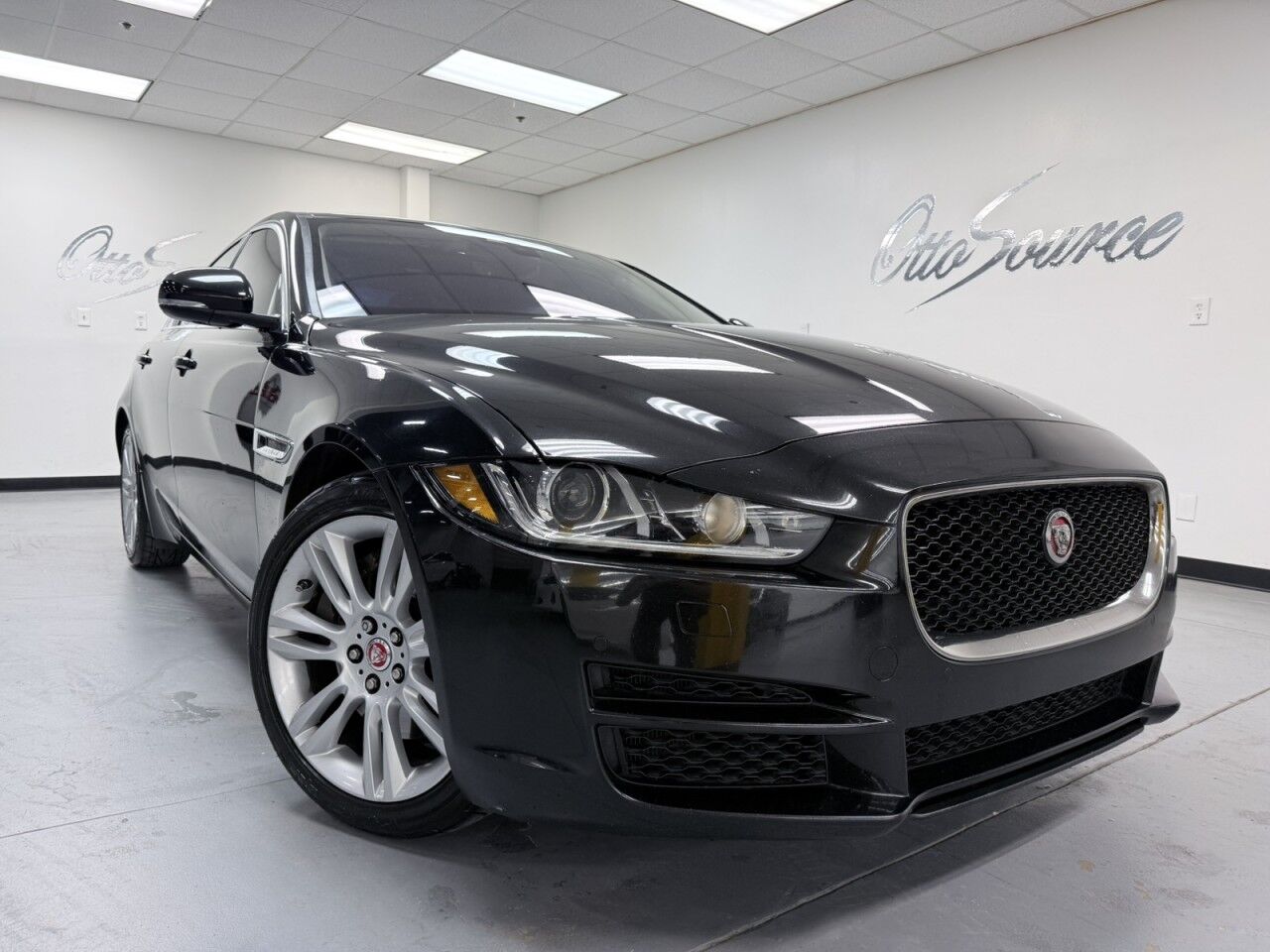 2019 Jaguar XE