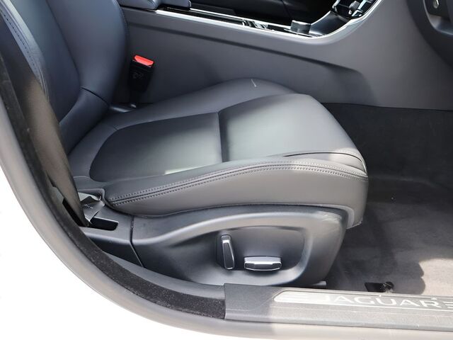 2019 Jaguar XE 25t Premium Oshkosh WI