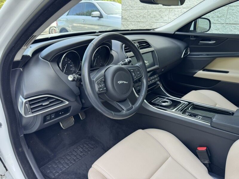 2019 Jaguar XE 25t Premium Willow Grove PA