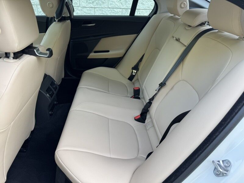 2019 Jaguar XE 25t Premium Willow Grove PA