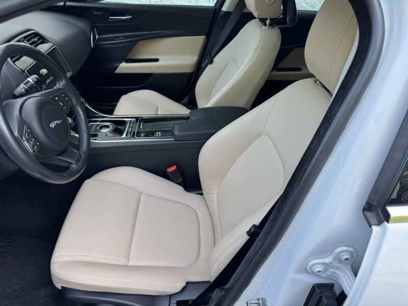 2019 Jaguar XE 25t Premium Willow Grove PA