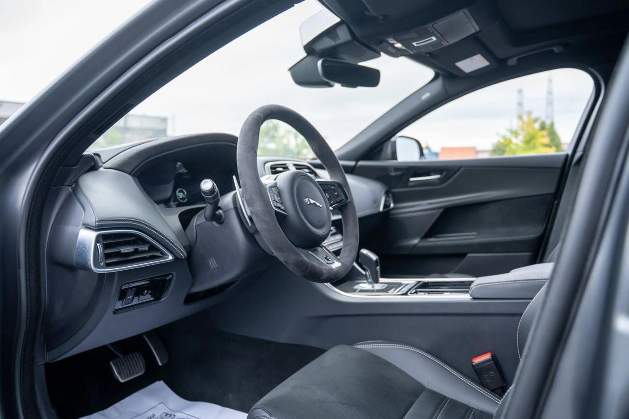 2019 Jaguar XE XE SV Project 8 Sedan 4D St. Louis MO