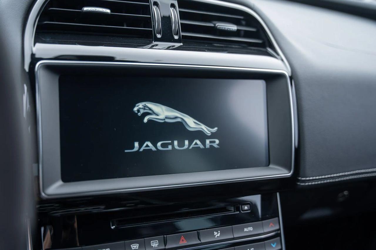 2019 Jaguar XE XE SV Project 8 Sedan 4D St. Louis MO