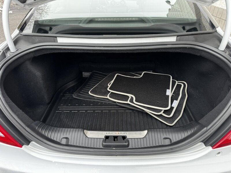 2019 Jaguar XJ R-Sport Willow Grove PA