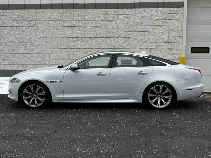 2019 Jaguar XJ R-Sport Willow Grove PA