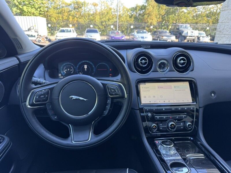 2019 Jaguar XJ XJ R-Sport Willow Grove PA