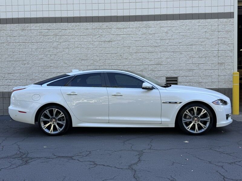 2019 Jaguar XJ XJ R-Sport Willow Grove PA