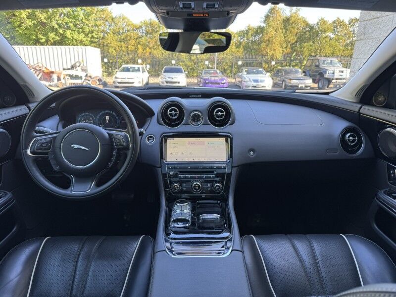 2019 Jaguar XJ XJ R-Sport Willow Grove PA