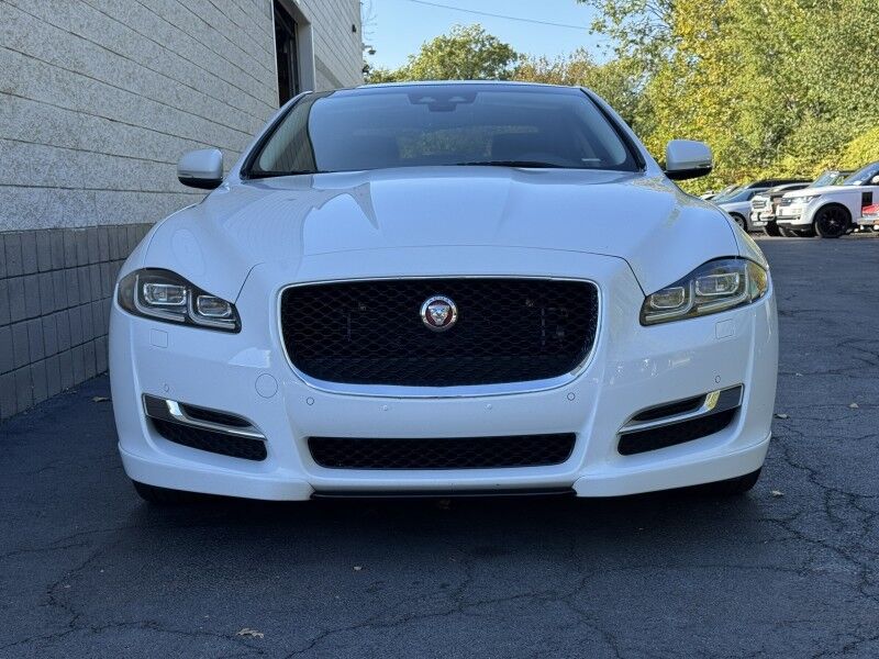 2019 Jaguar XJ XJ R-Sport Willow Grove PA