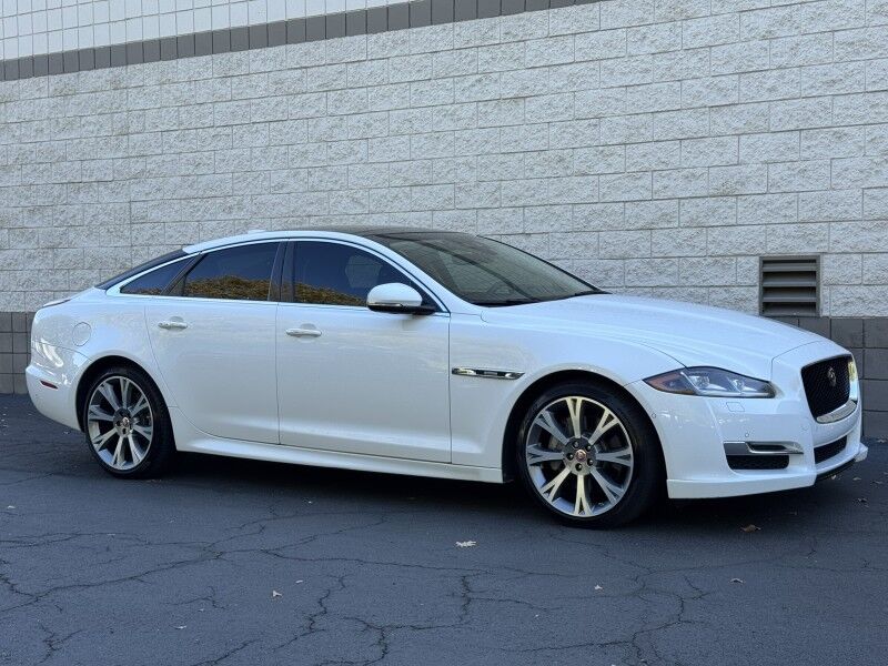 2019 Jaguar XJ XJ R-Sport Willow Grove PA