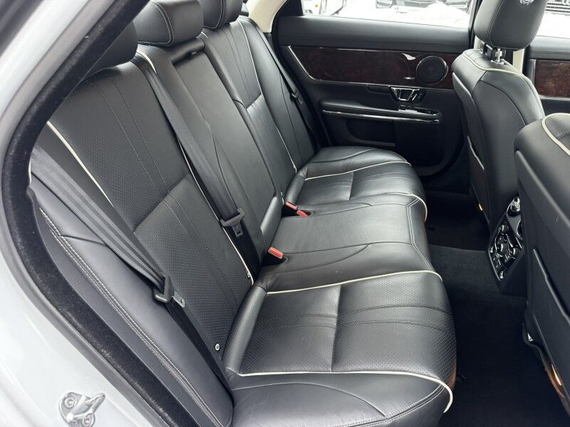 2019 Jaguar XJ XJ R-Sport Willow Grove PA