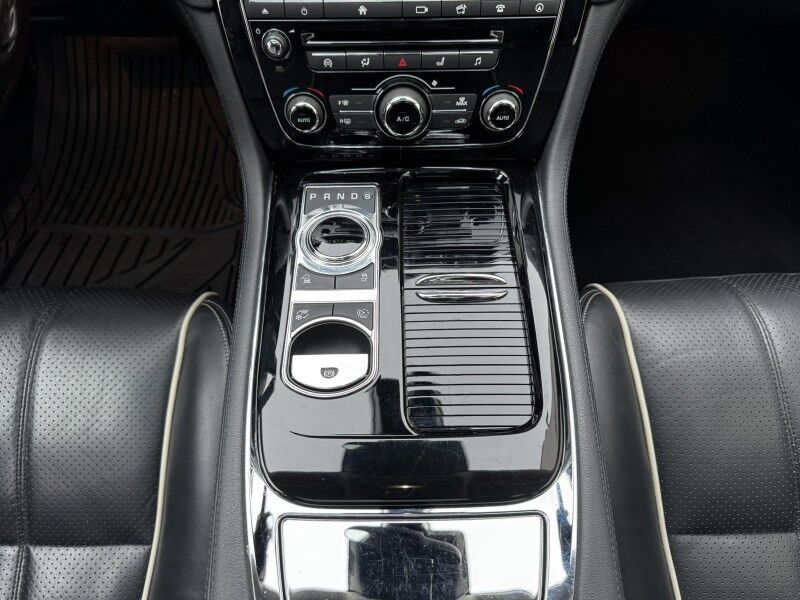 2019 Jaguar XJ XJ R-Sport Willow Grove PA