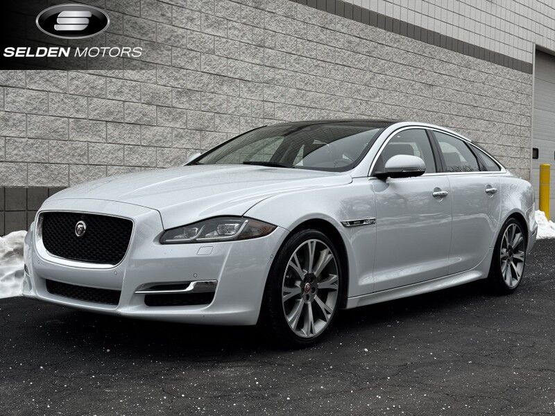 2019 Jaguar XJ XJ R-Sport