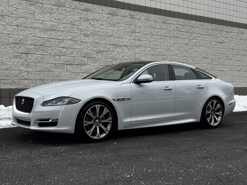 2019 Jaguar XJ XJ R-Sport Willow Grove PA