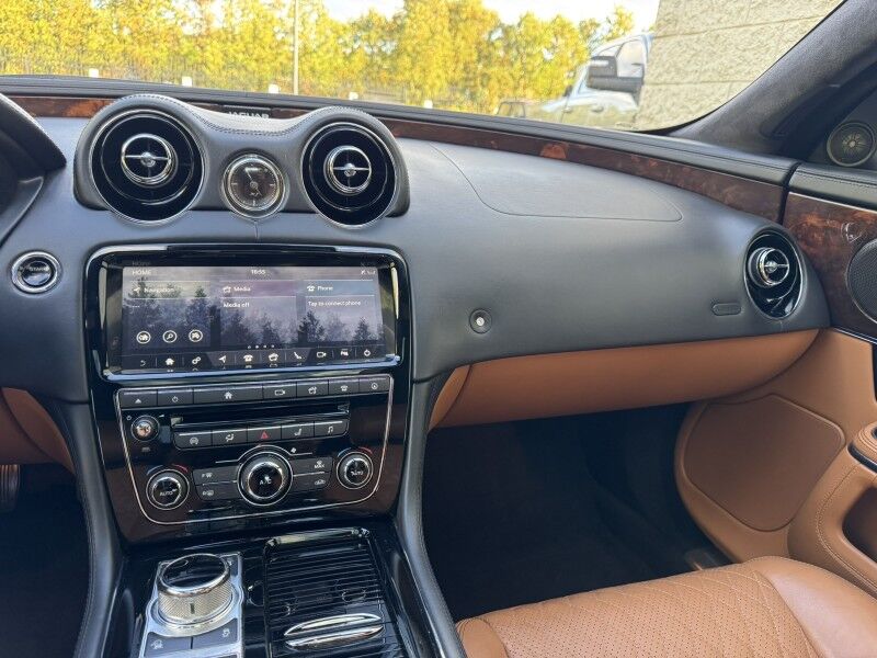 2019 Jaguar XJ XJ50 V6 Willow Grove PA
