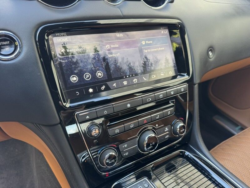 2019 Jaguar XJ XJ50 V6 Willow Grove PA