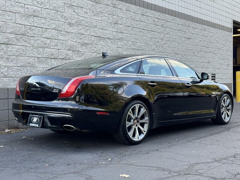 2019 Jaguar XJ XJ50 V6