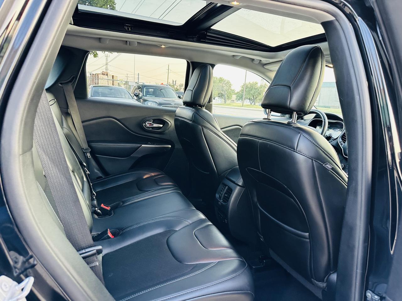 2019 Jeep Grand Cherokee Latitude Plus Dallas TX