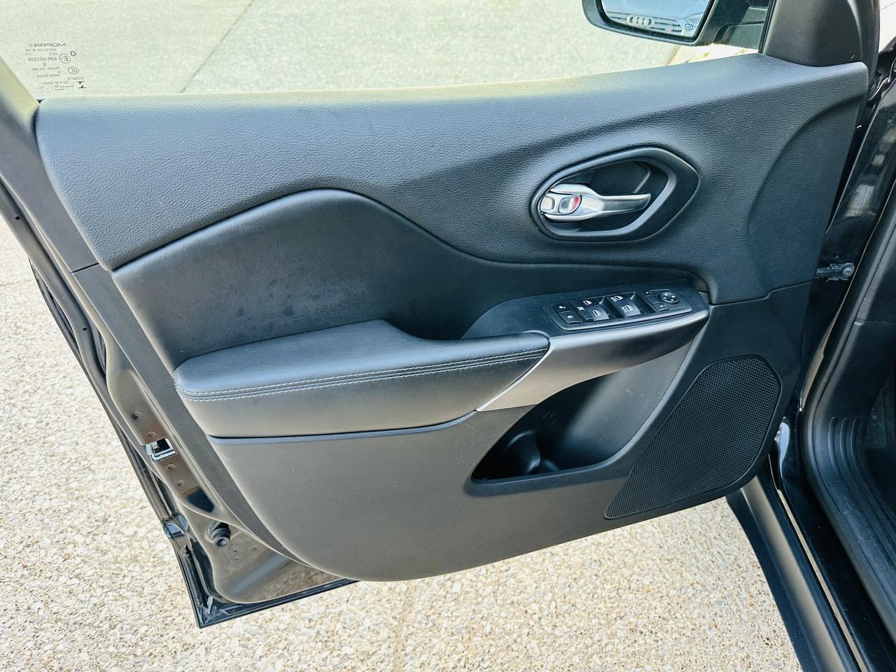 2019 Jeep Grand Cherokee Latitude Plus Dallas TX