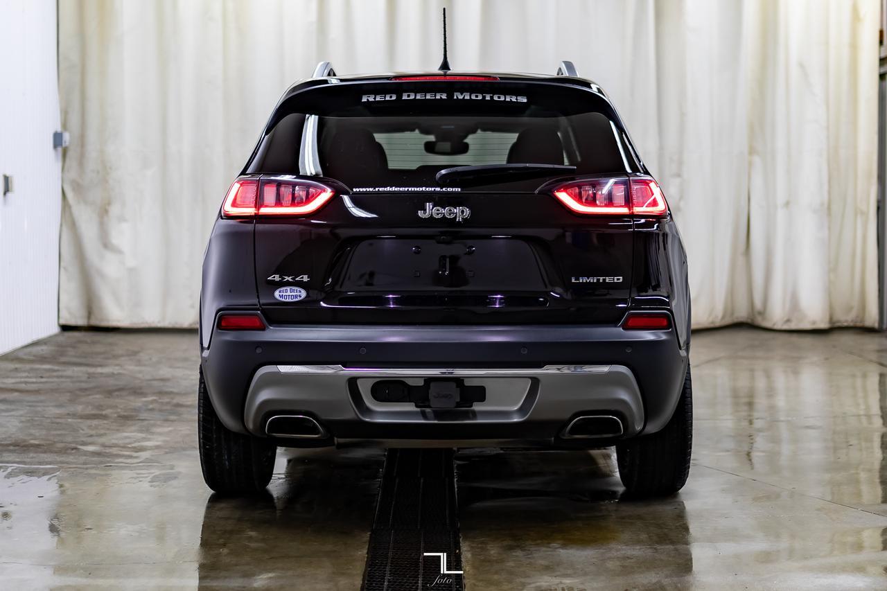 2019 Jeep Cherokee 4X4 Limited Leather Roof Nav Red Deer AB