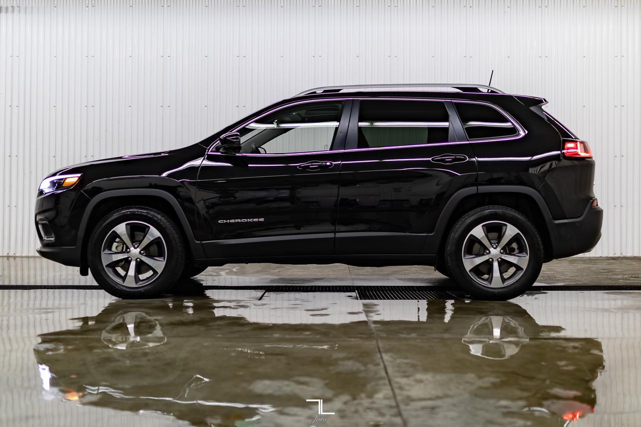 2019 Jeep Cherokee 4X4 Limited Leather Roof Nav Red Deer AB