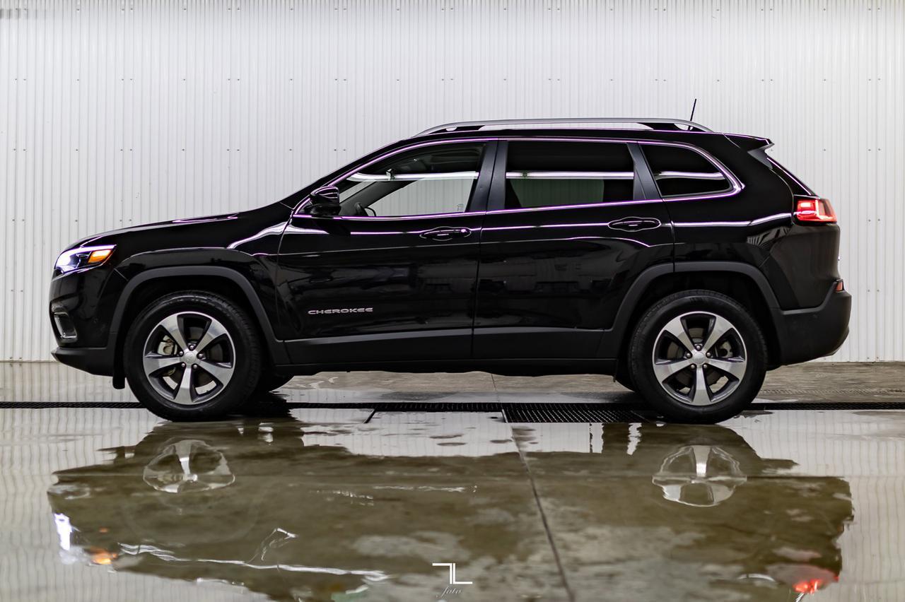 2019 Jeep Cherokee 4X4 Limited Leather Roof Nav Red Deer AB