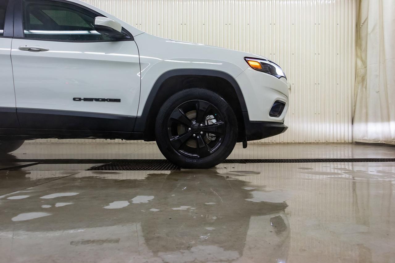 2019 Jeep Cherokee 4x4 Altitude Roof BCam Red Deer AB