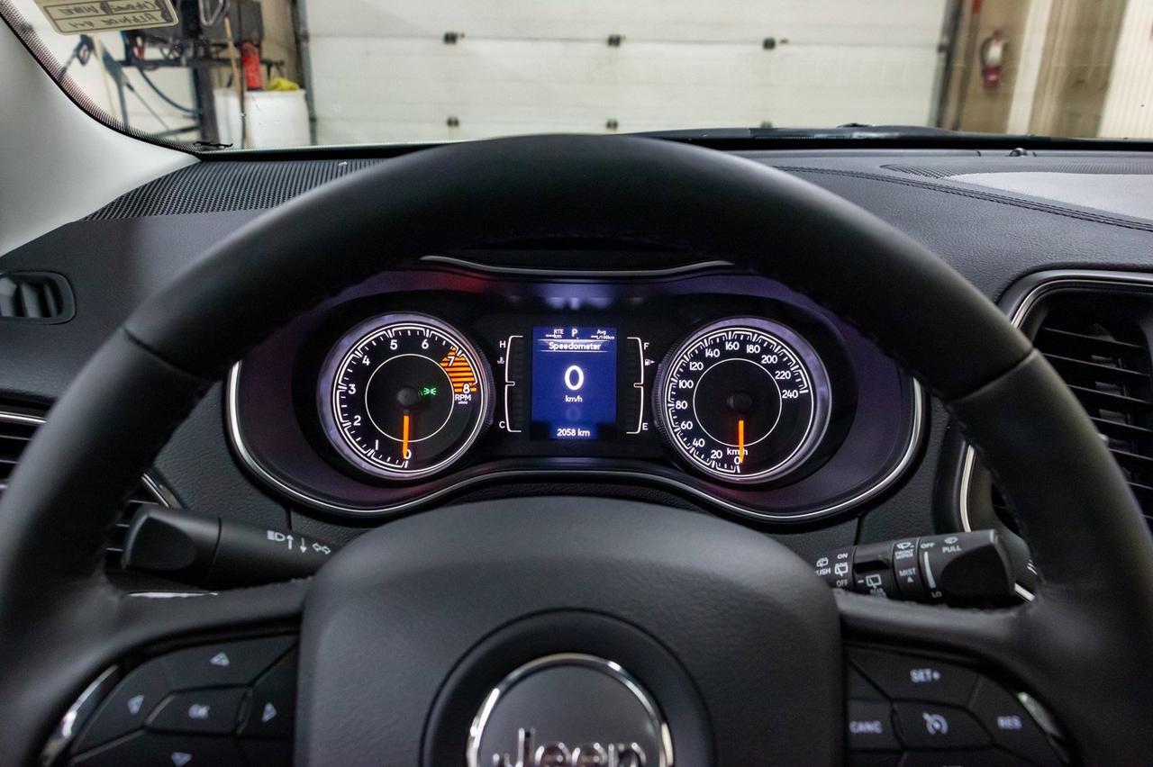 2019 Jeep Cherokee 4x4 Altitude Roof BCam Red Deer AB